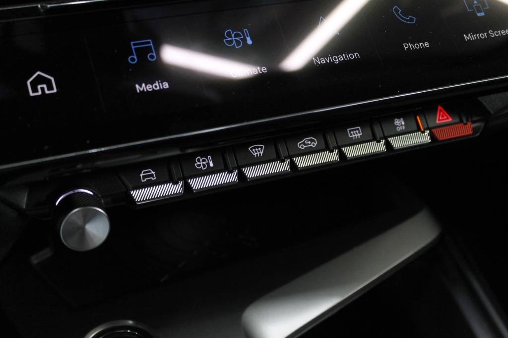 peugeot-408-2024-gasolina-1199cc