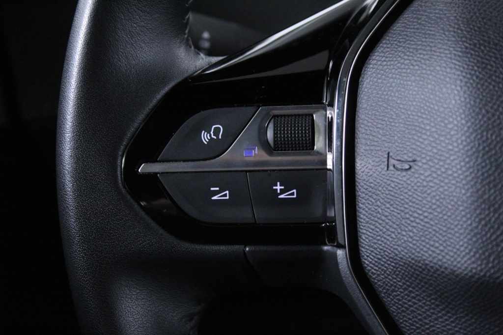 peugeot-2008-2025-gasolina-1199cc