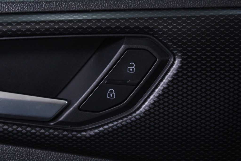volkswagen-t-cross-2023-gasolina-999cc