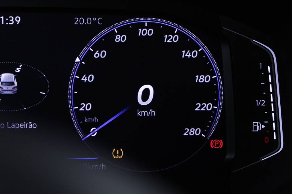 volkswagen-arteon-2023-diesel-1968cc