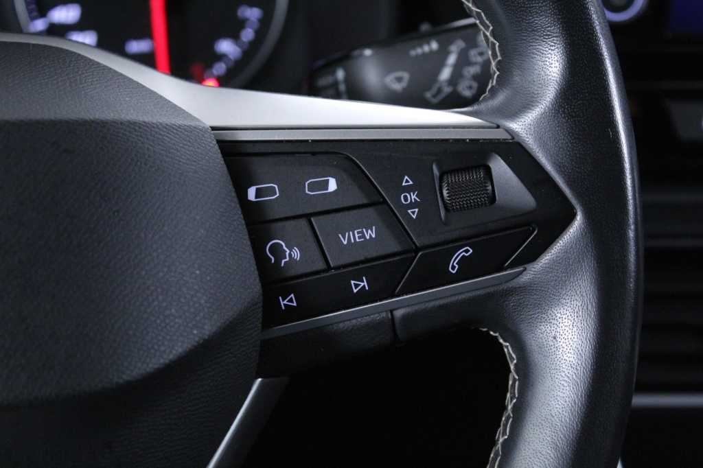 seat-leon-2022-gasolina-999cc