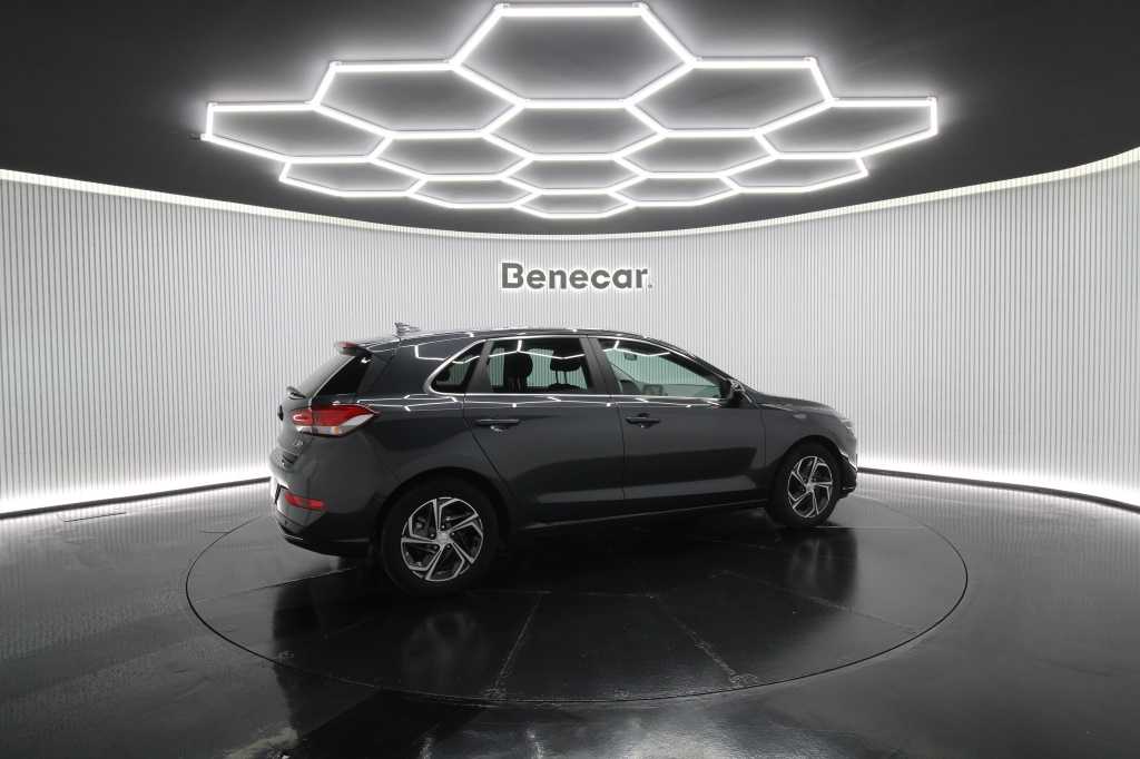 hyundai-i30-2024-gasolina-998cc