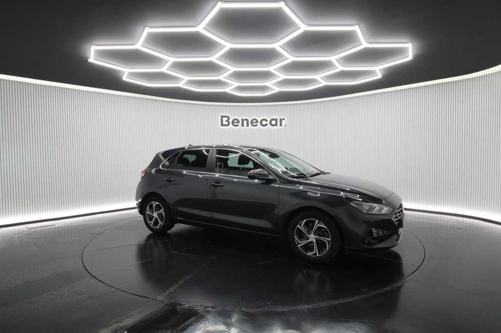 hyundai-i30-2024-gasolina-998cc