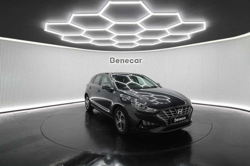 hyundai-i30-2024-gasolina-998cc