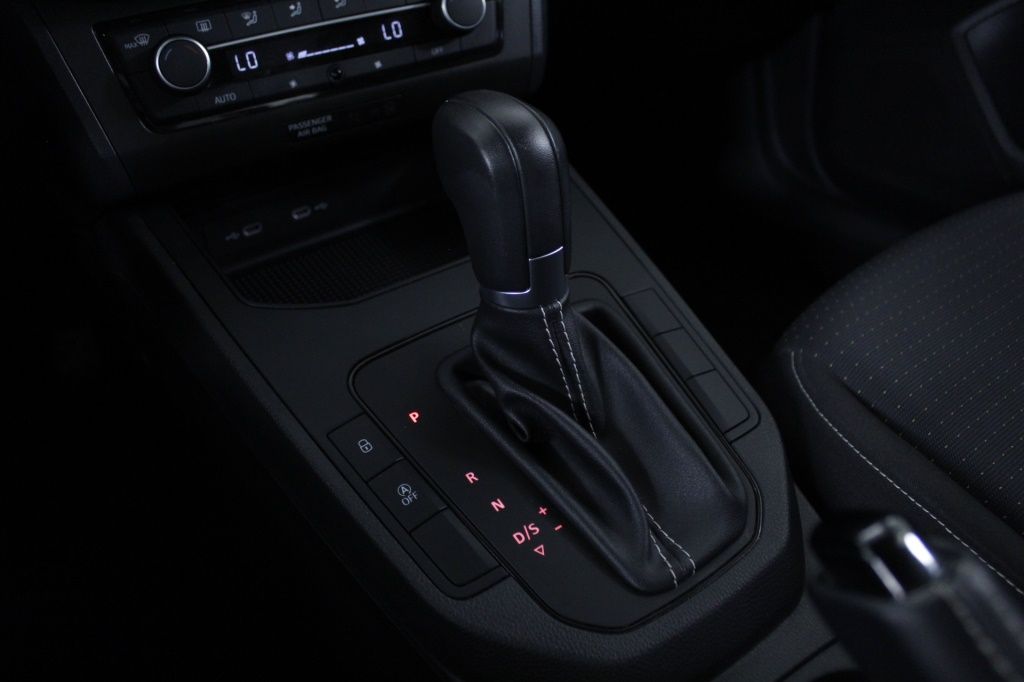seat-ibiza-2025-gasolina-999cc