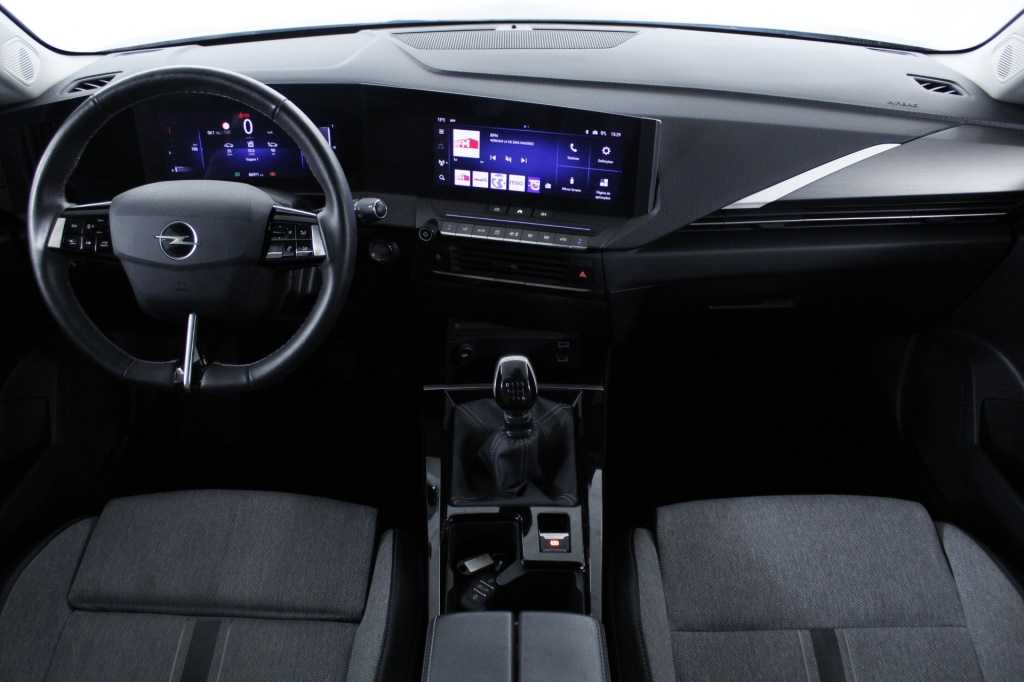 opel-astra-2023-gasolina-1199cc