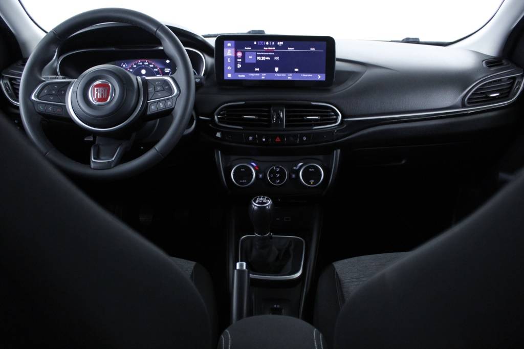 fiat-tipo-station-wagon-2023-gasolina-999cc
