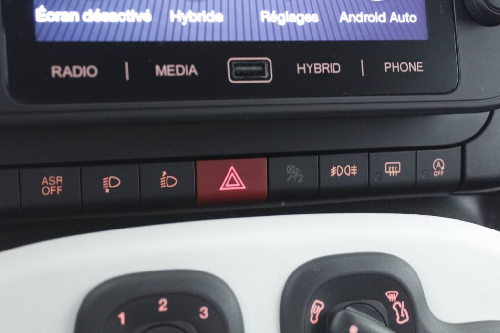 fiat-panda-2025-hibrido-999cc