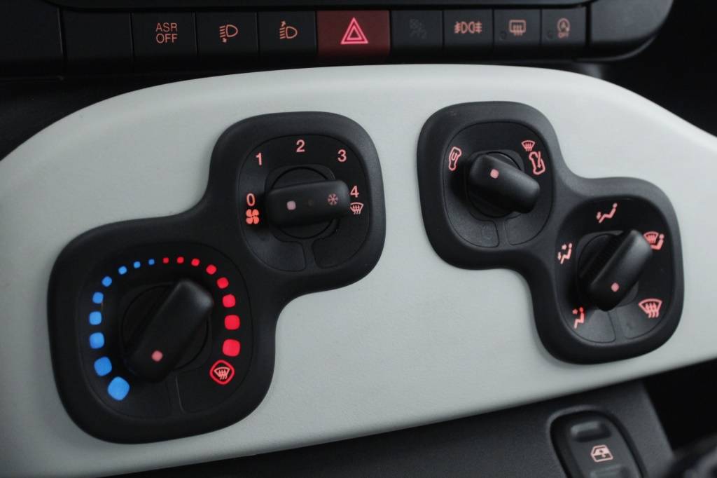fiat-panda-2025-hibrido-999cc