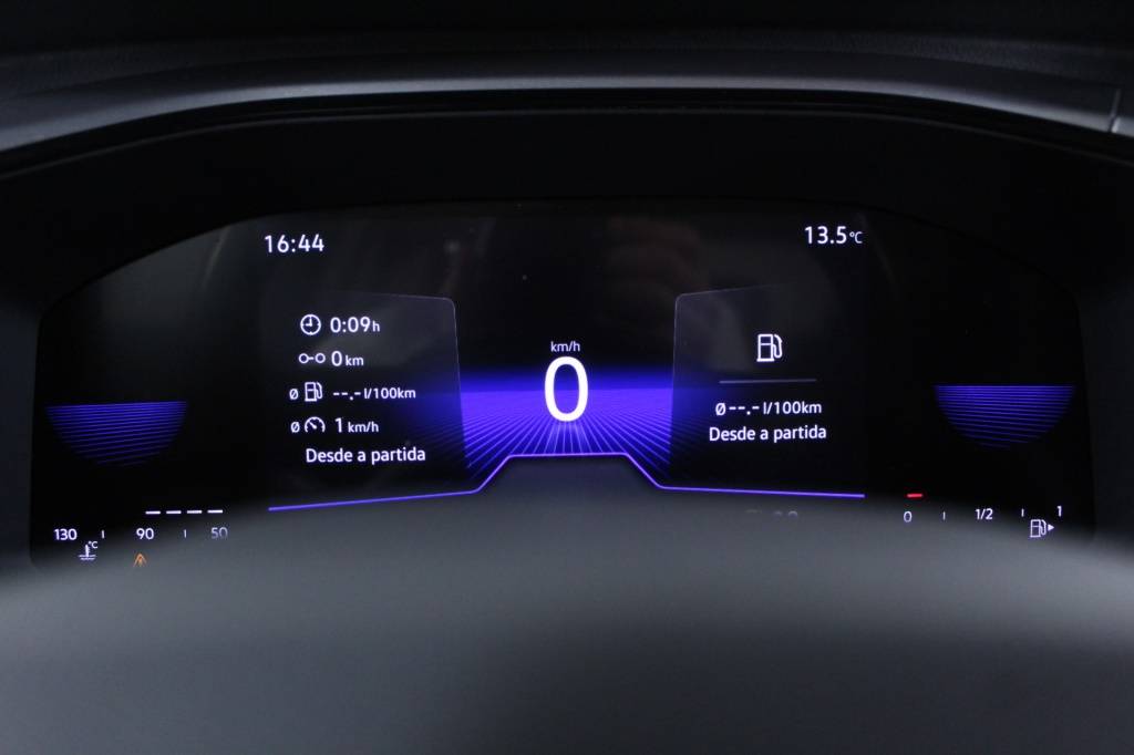 volkswagen-t-roc-2024-gasolina-999cc