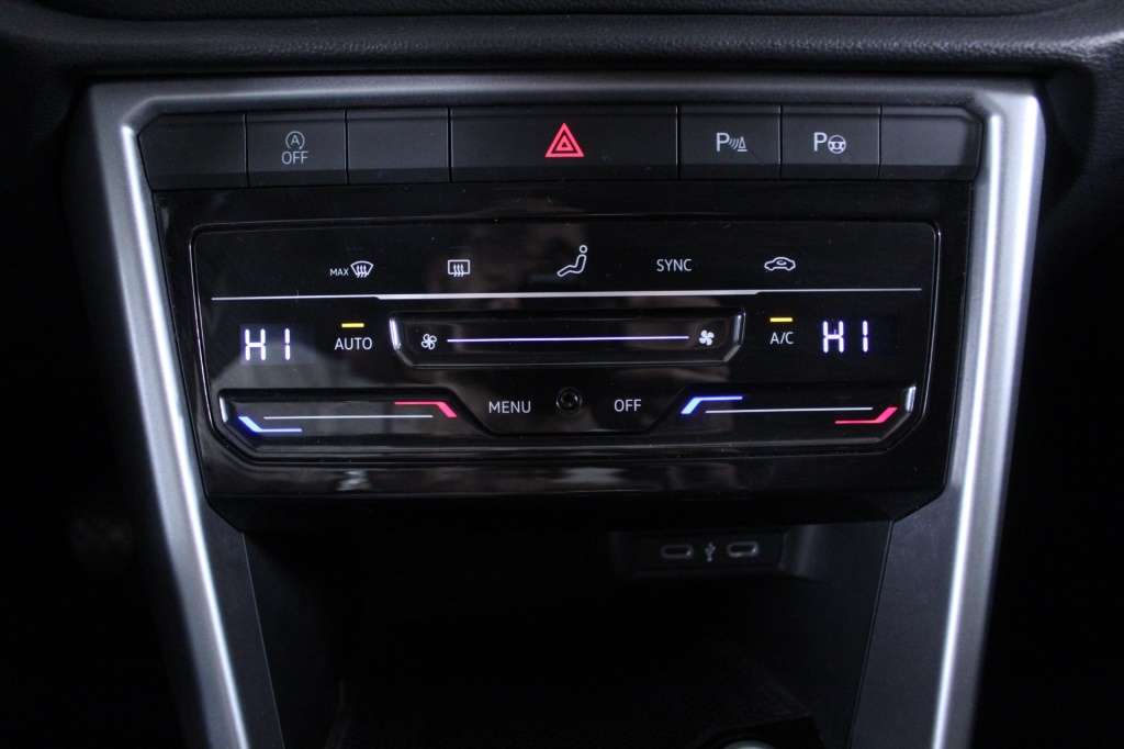 volkswagen-t-roc-2024-gasolina-999cc