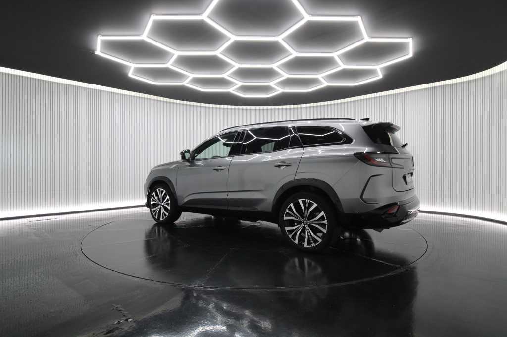 renault-espace-2024-hibrido-1199cc