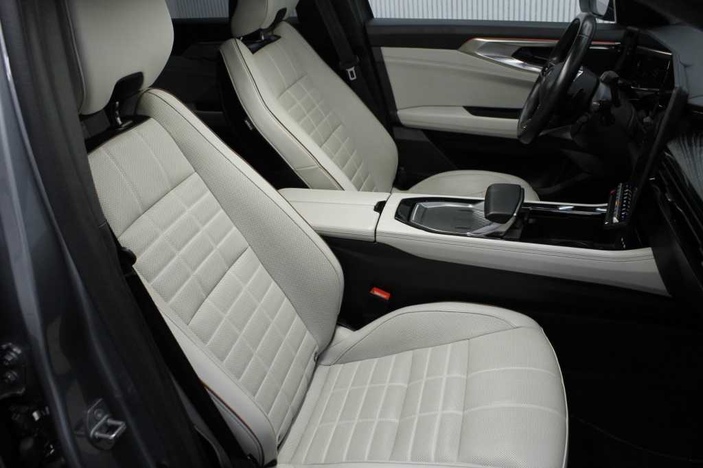 renault-espace-2024-hibrido-1199cc