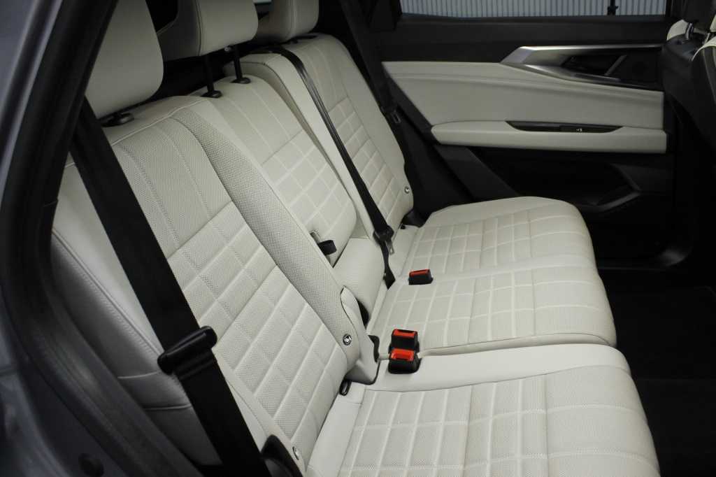 renault-espace-2024-hibrido-1199cc