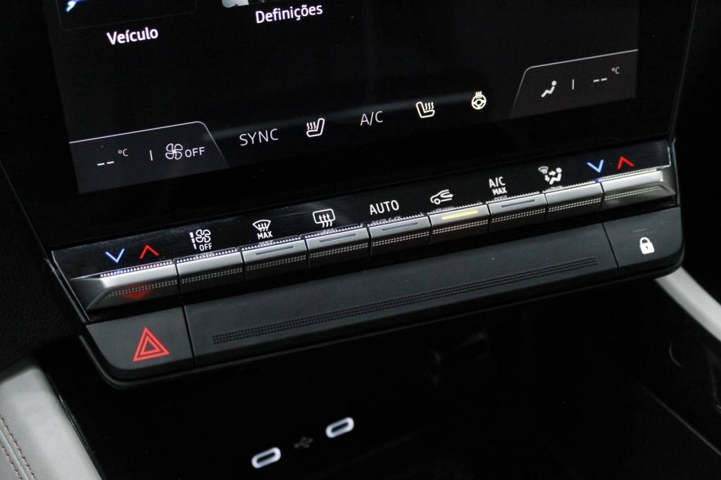 renault-espace-2024-hibrido-1199cc