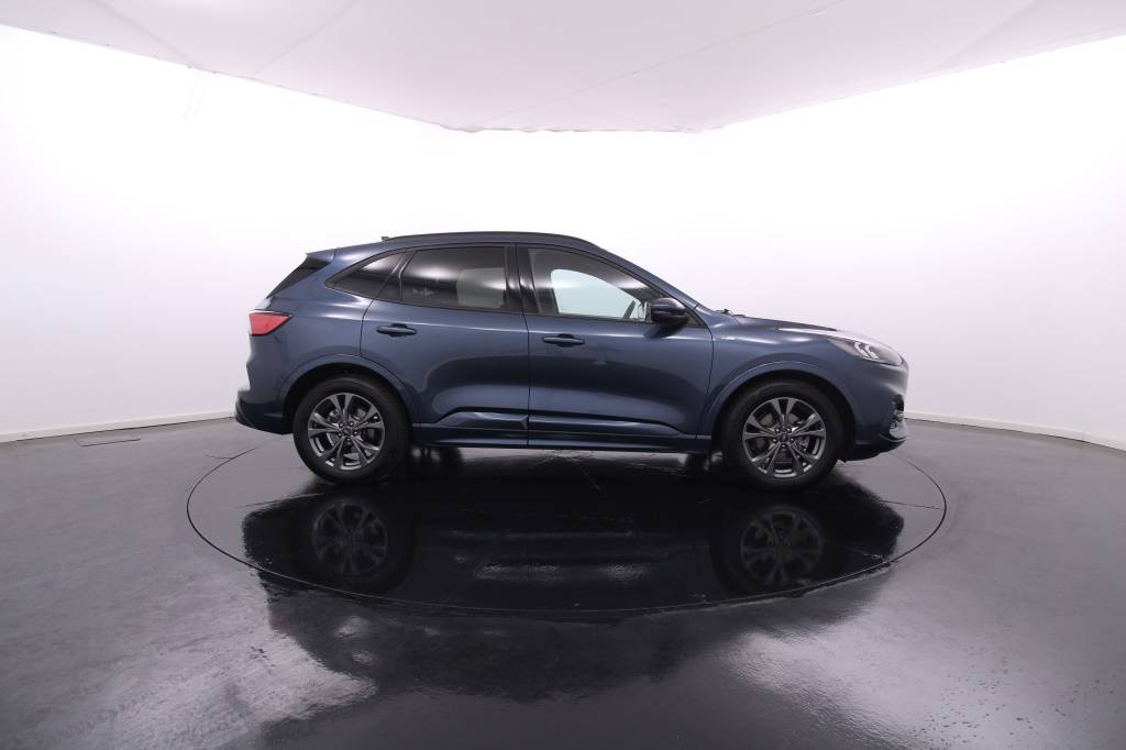 ford-kuga-2022-diesel-1499cc