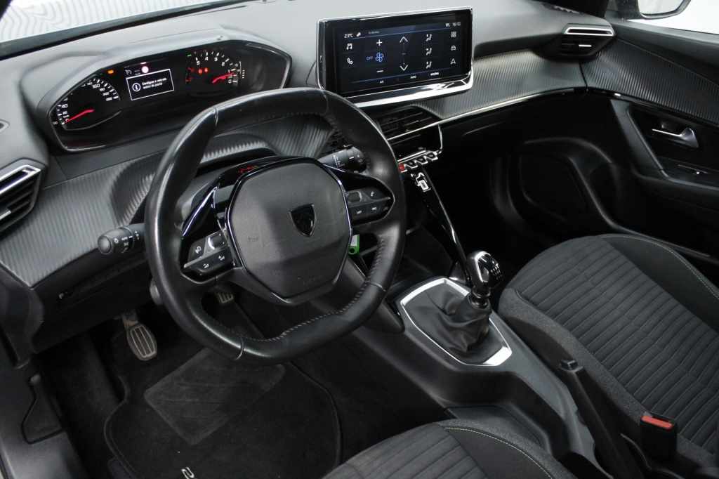 peugeot-2008-2024-gasolina-1199cc