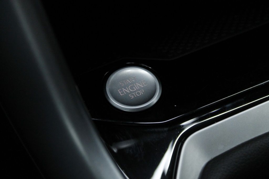 volkswagen-t-roc-2025-gasolina-999cc