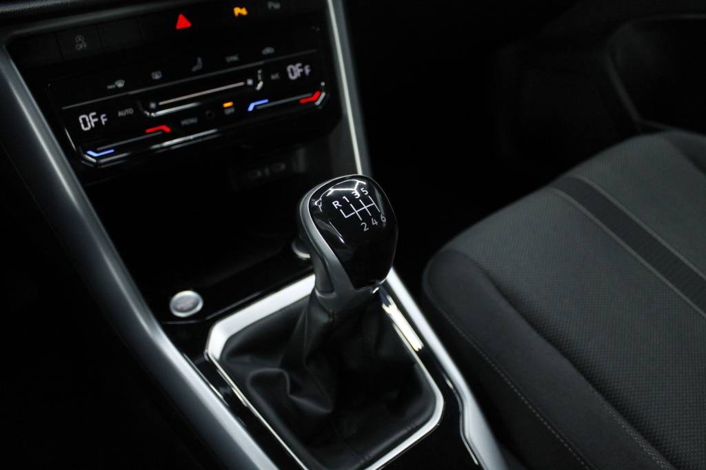 volkswagen-t-roc-2025-gasolina-999cc