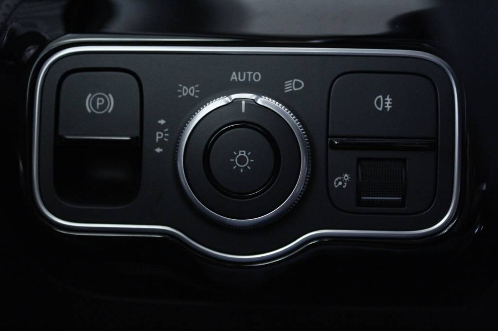 mercedes-benz-classe-a-2024-diesel-1950cc