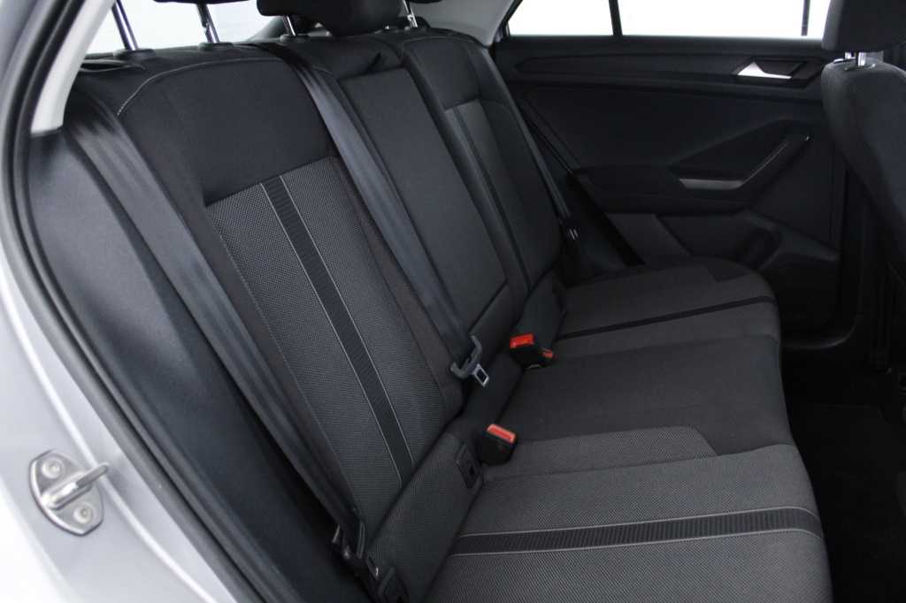 volkswagen-t-roc-2024-gasolina-999cc