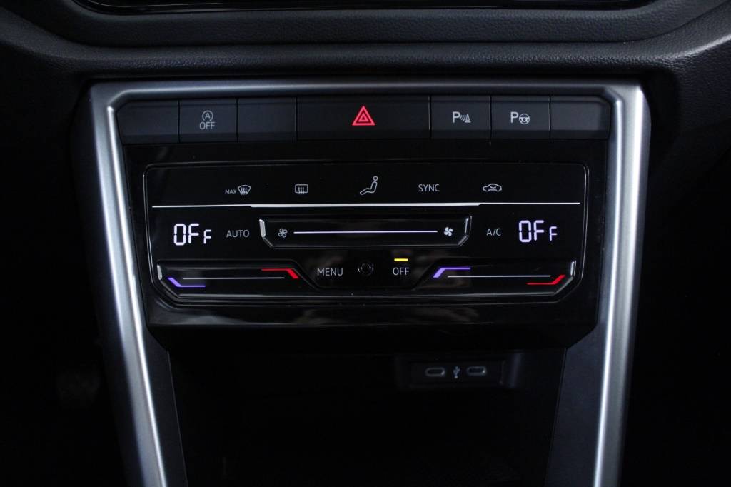 volkswagen-t-roc-2024-gasolina-999cc