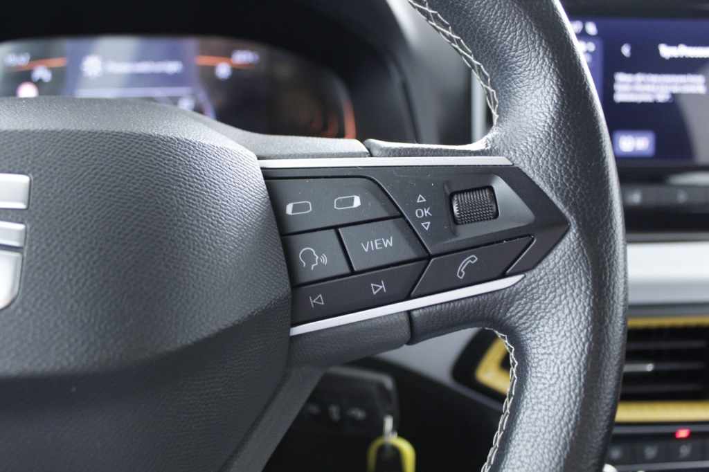 seat-arona-2024-gasolina-999cc