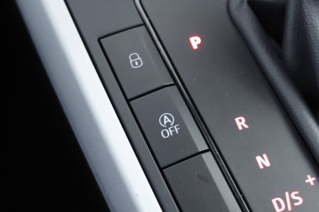 seat-arona-2024-gasolina-999cc