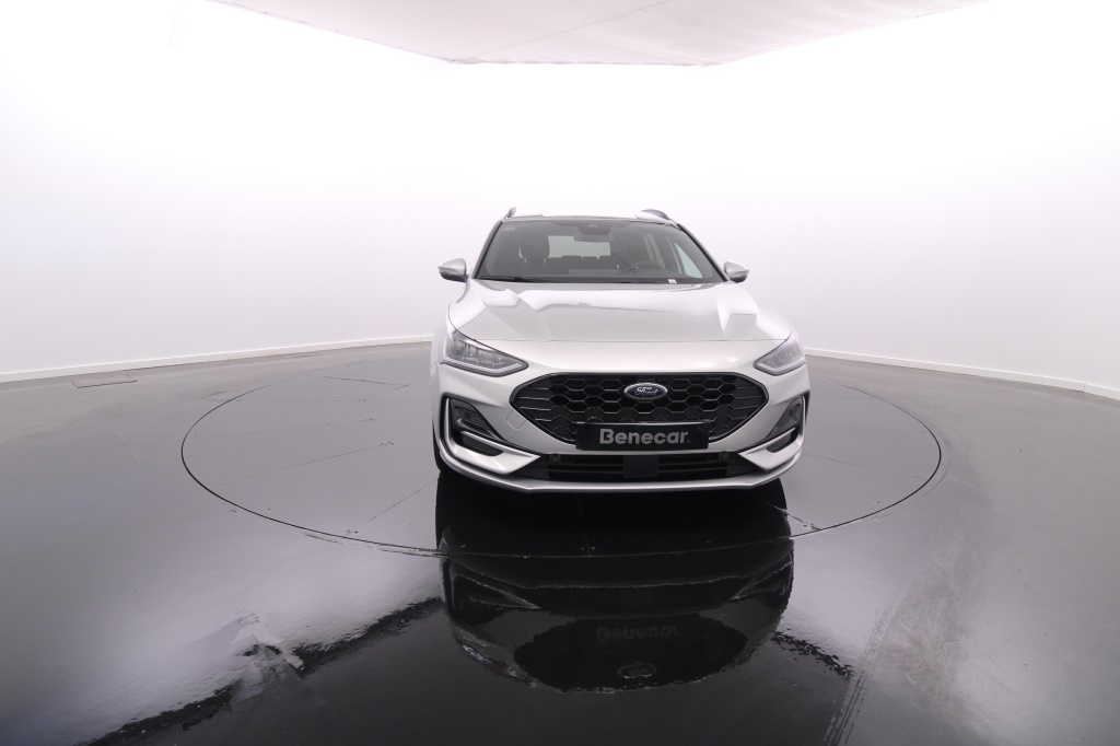 ford-focus-sw-2023-diesel-1499cc