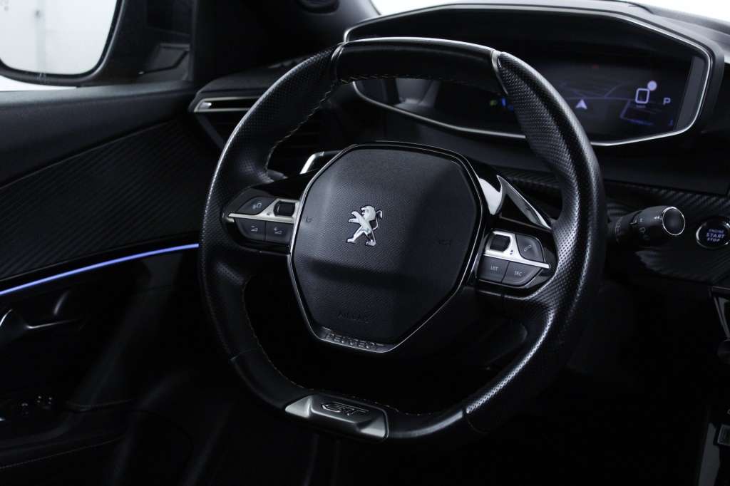 peugeot-2008-2022-diesel-1498cc