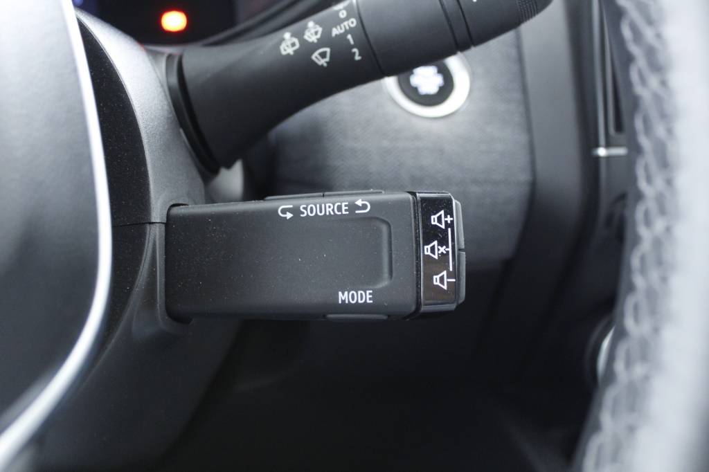 renault-clio-2024-gasolina-999cc