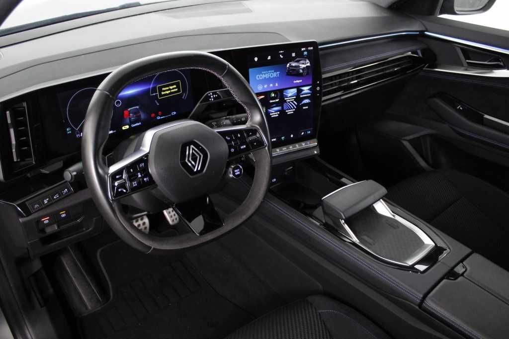 renault-espace-2023-hibrido-1199cc