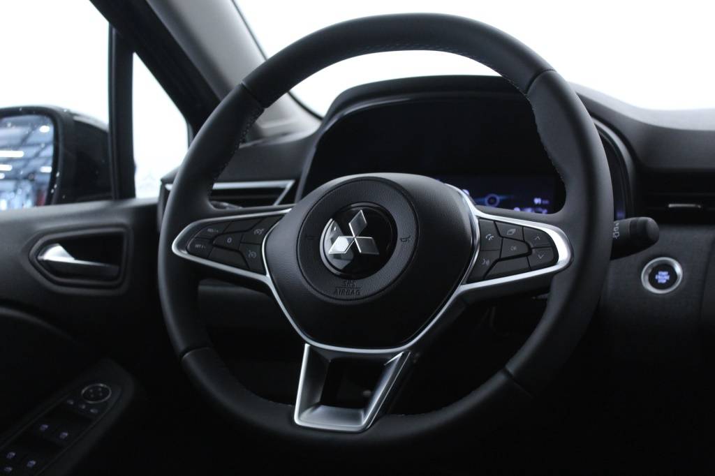 mitsubishi-colt-2024-gasolina-999cc