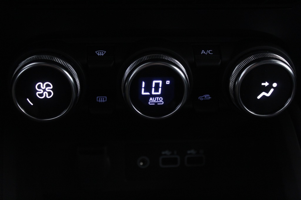 mitsubishi-colt-2024-gasolina-999cc