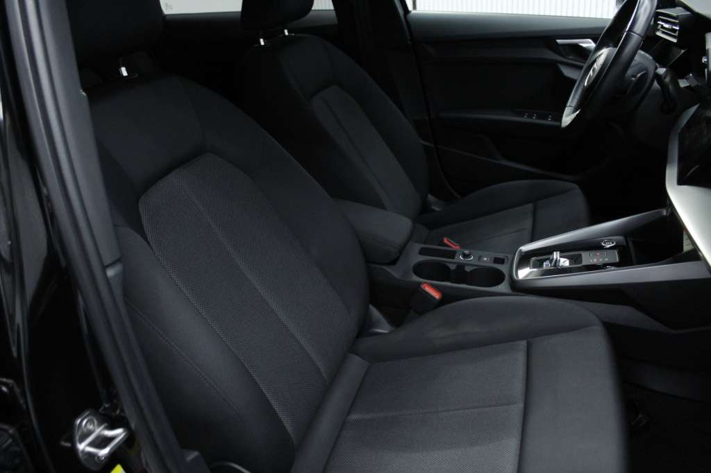 audi-a3-sportback-2024-diesel-1968cc