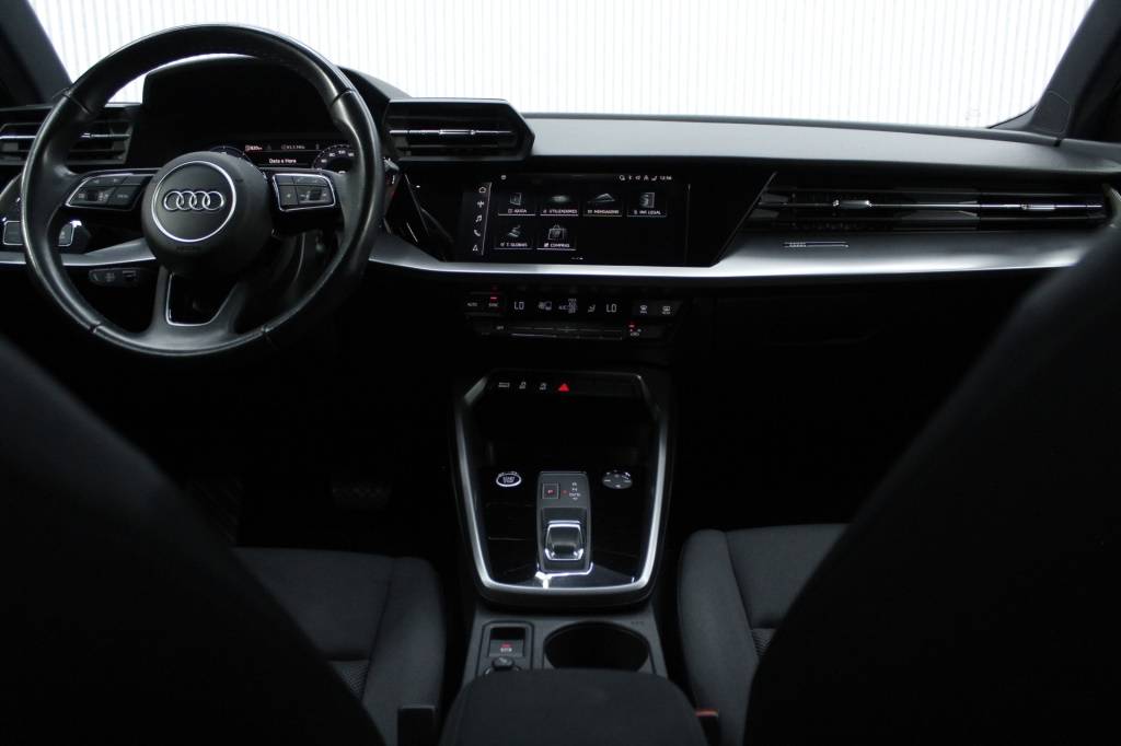 audi-a3-sportback-2024-diesel-1968cc