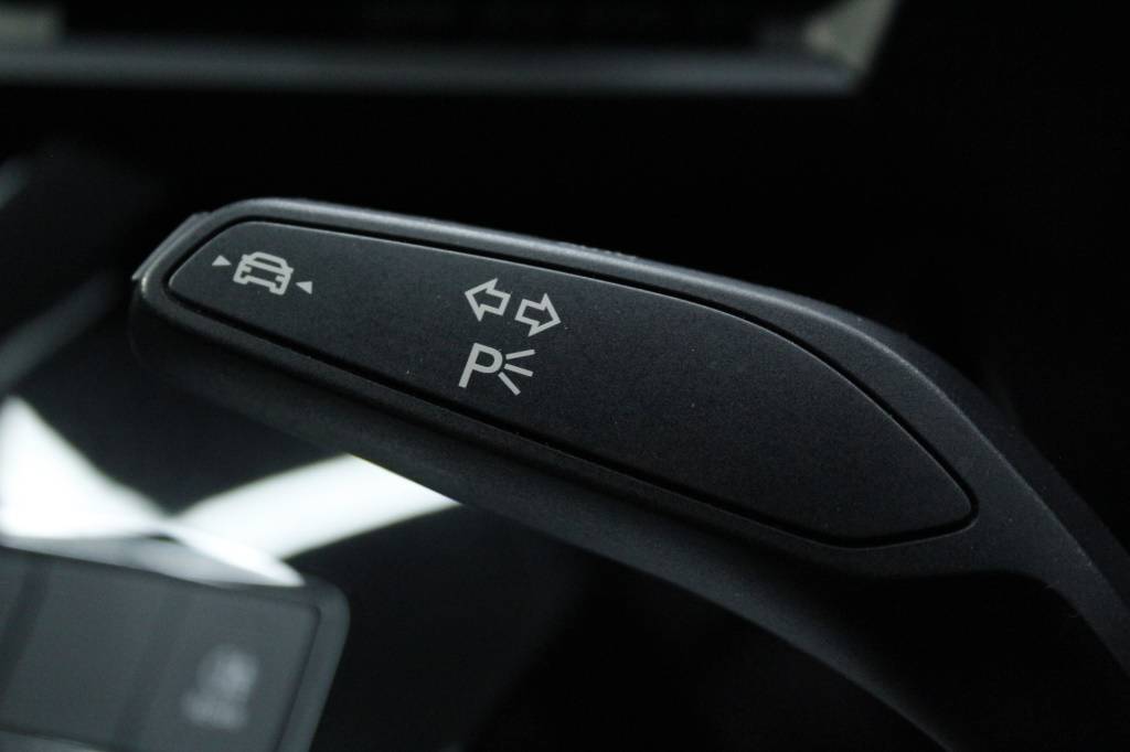 audi-a3-sportback-2024-diesel-1968cc
