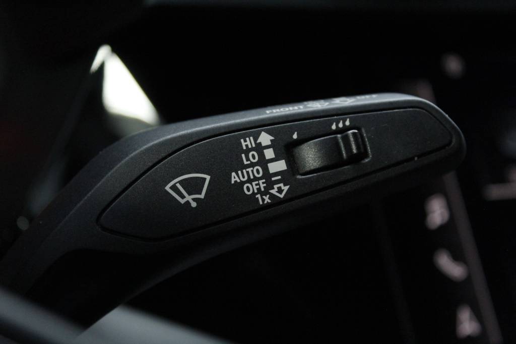 audi-a3-sportback-2024-diesel-1968cc