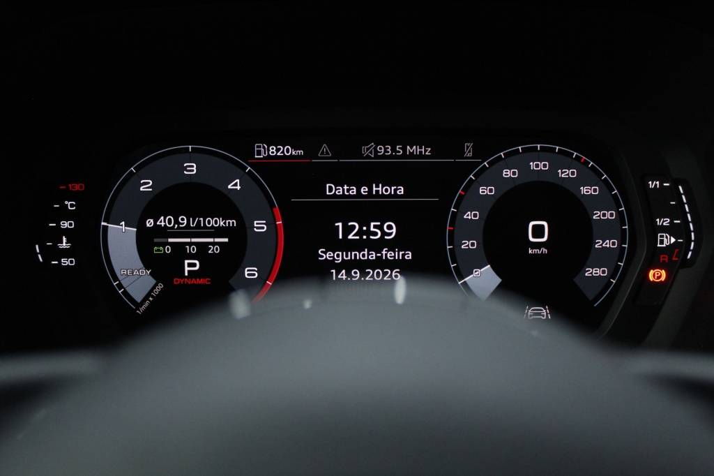 audi-a3-sportback-2024-diesel-1968cc