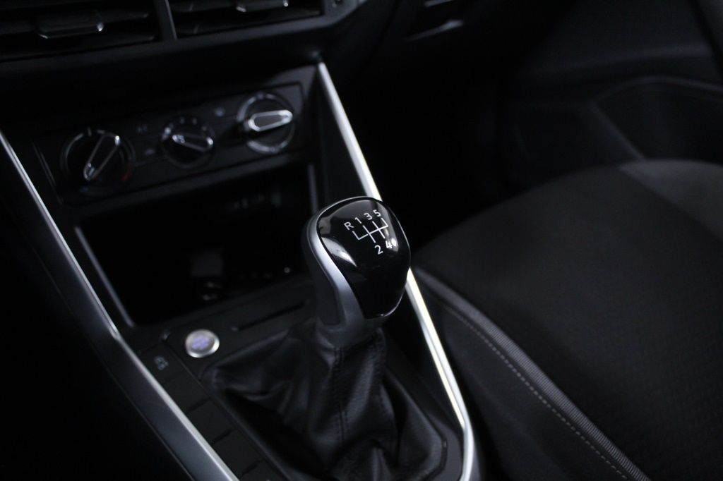 volkswagen-taigo-2024-gasolina-999cc