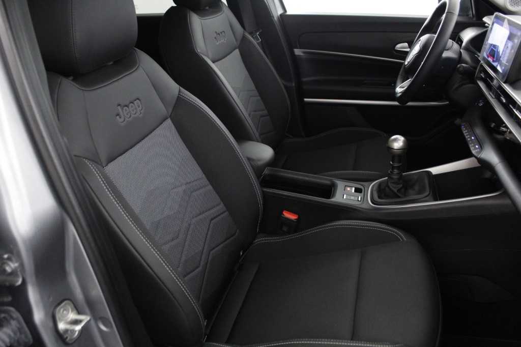 jeep-avenger-2025-gasolina-1199cc