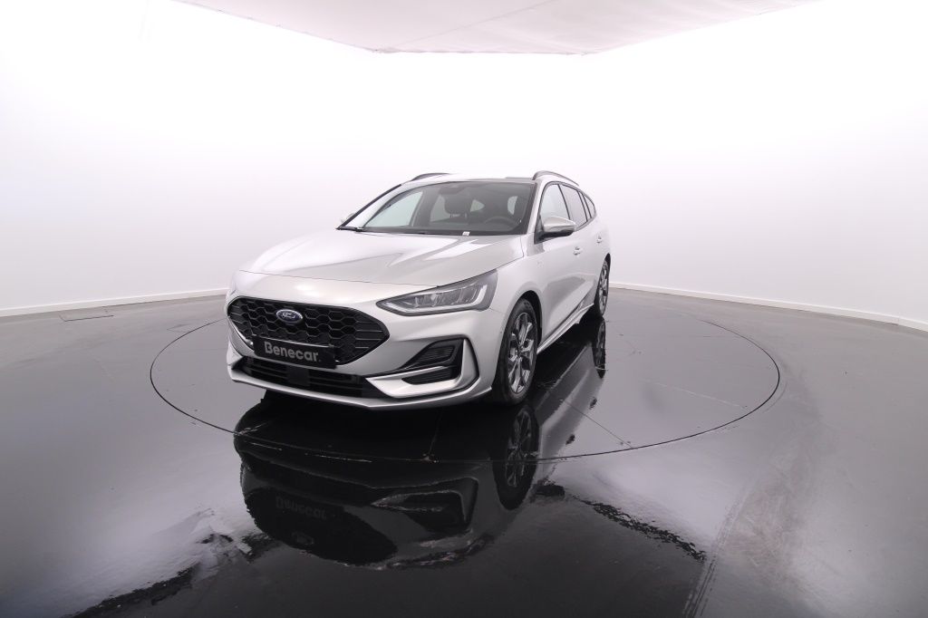 ford-focus-sw-2023-diesel-1499cc