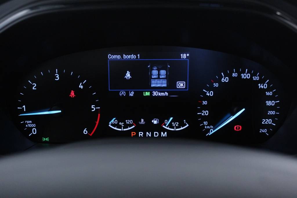 ford-focus-sw-2023-diesel-1499cc