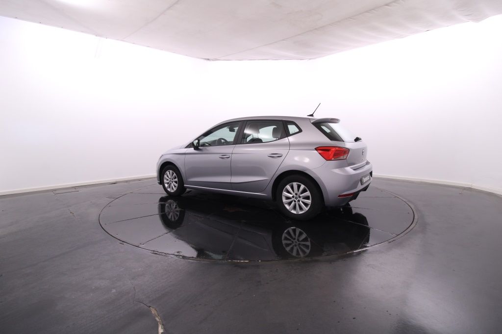 seat-ibiza-2023-gasolina-999cc