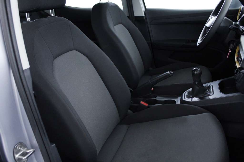 seat-ibiza-2023-gasolina-999cc