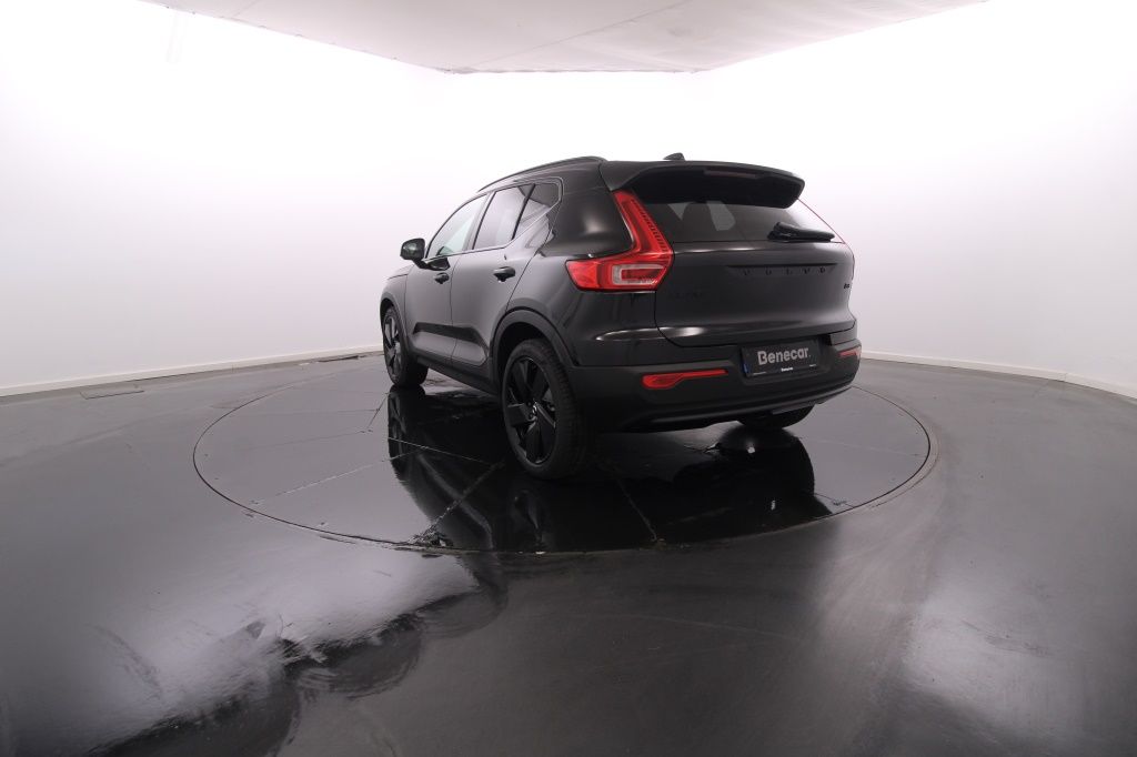 volvo-xc40-2025-hibrido-1969cc