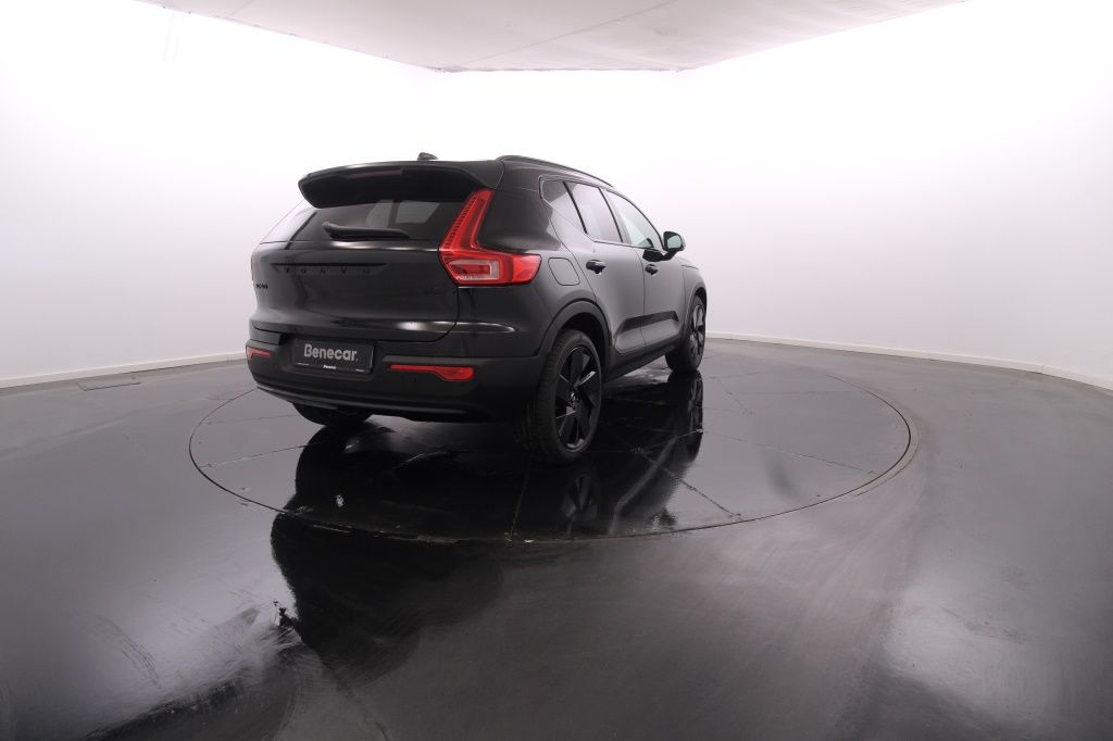 volvo-xc40-2025-hibrido-1969cc