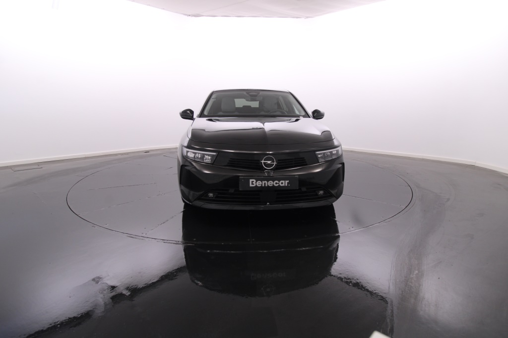 opel-astra-2023-hibrido-1598cc
