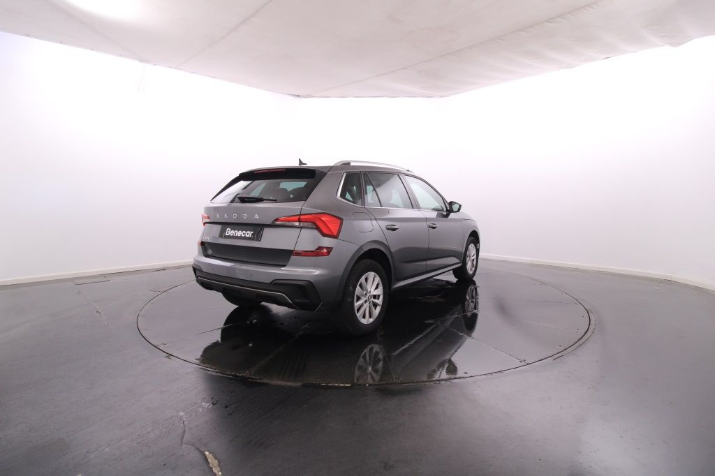 skoda-kamiq-2024-gasolina-999cc