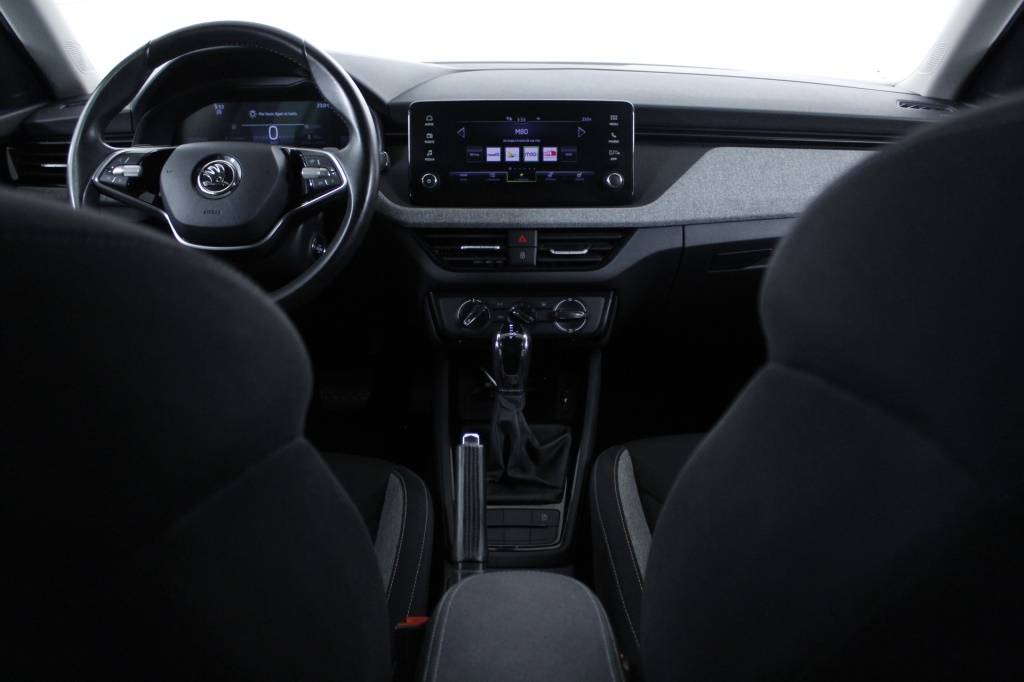 skoda-kamiq-2024-gasolina-999cc
